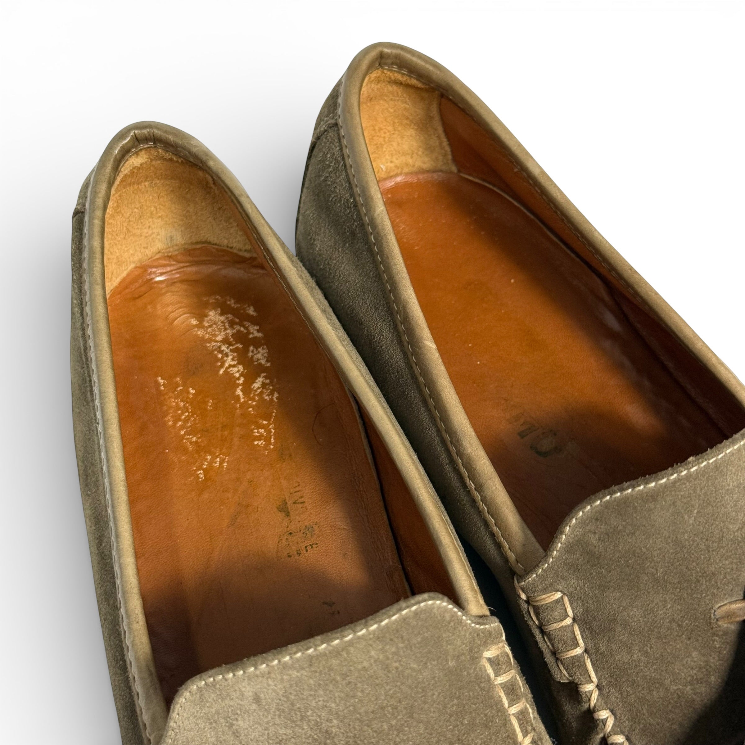 vintage salvatore ferragamo suede moc tassel loafers