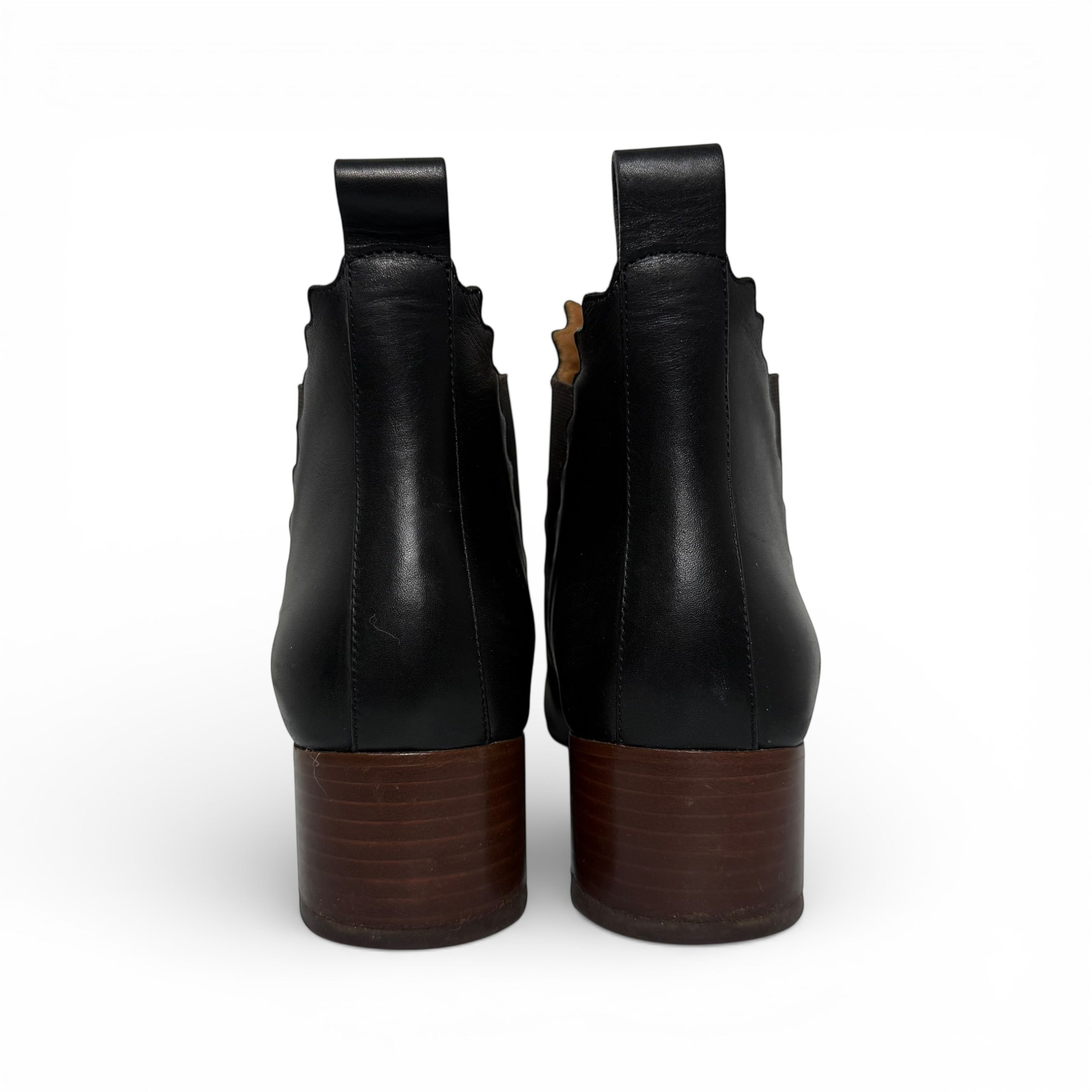 chloé scalloped black leather ankle boots
