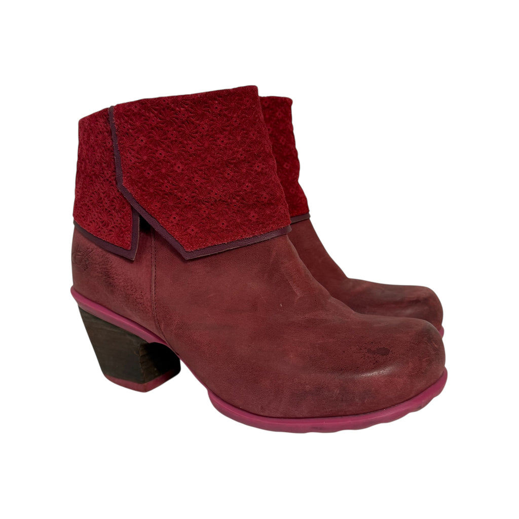 john fluevog fw16 hopeful esperanza red suede boots