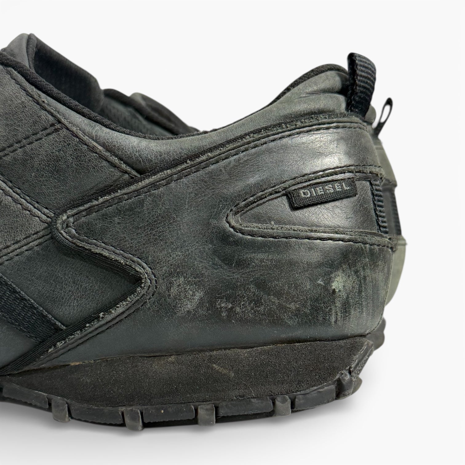vintage diesel viking sneakers