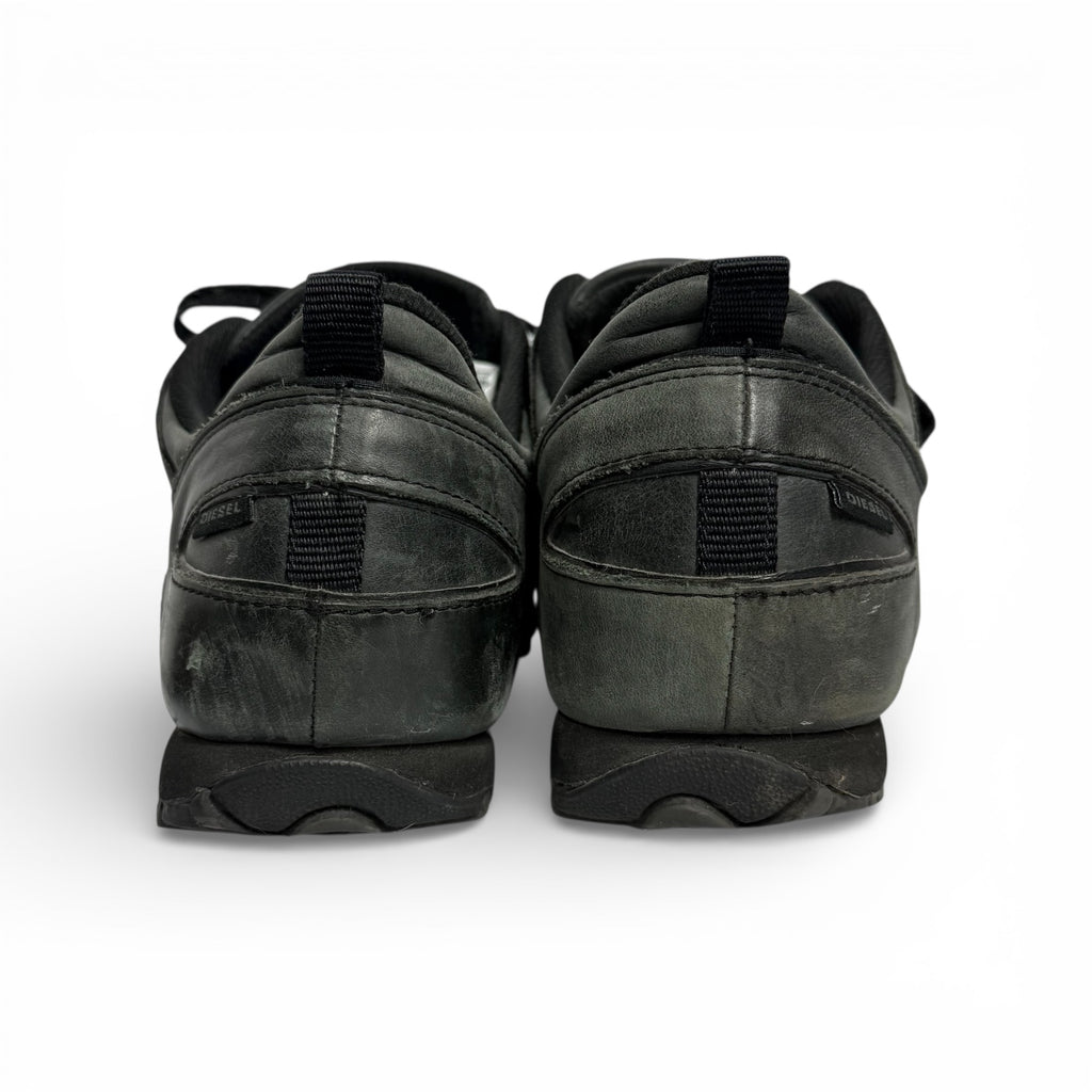 vintage diesel viking sneakers