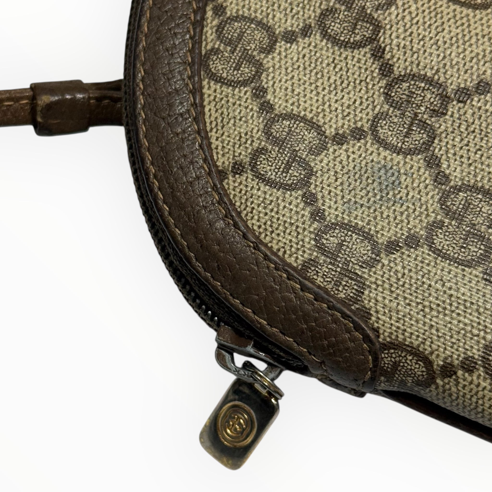 vintage gucci sherry line crossbody bag