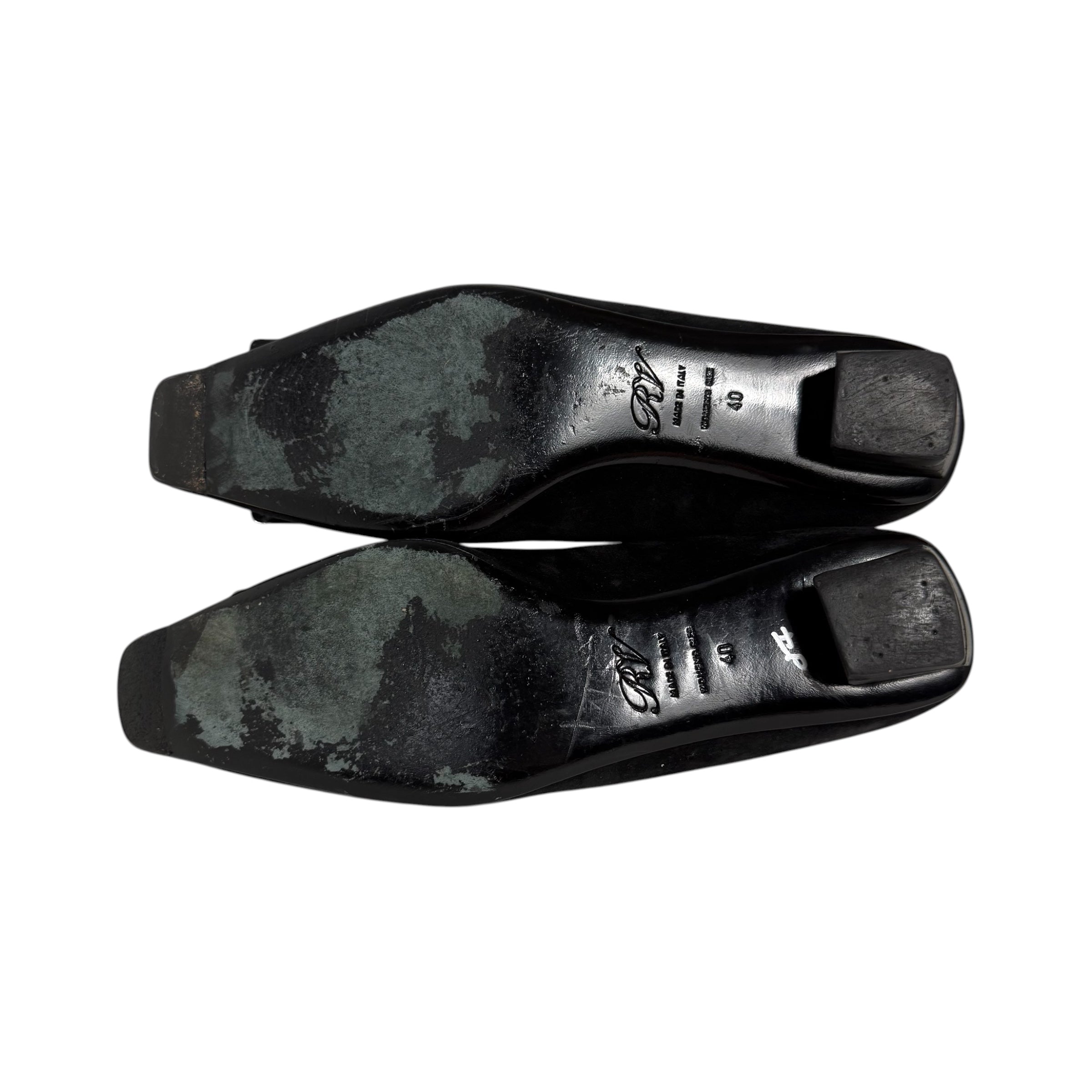 roger vivier paris belle black suede buckle pumps