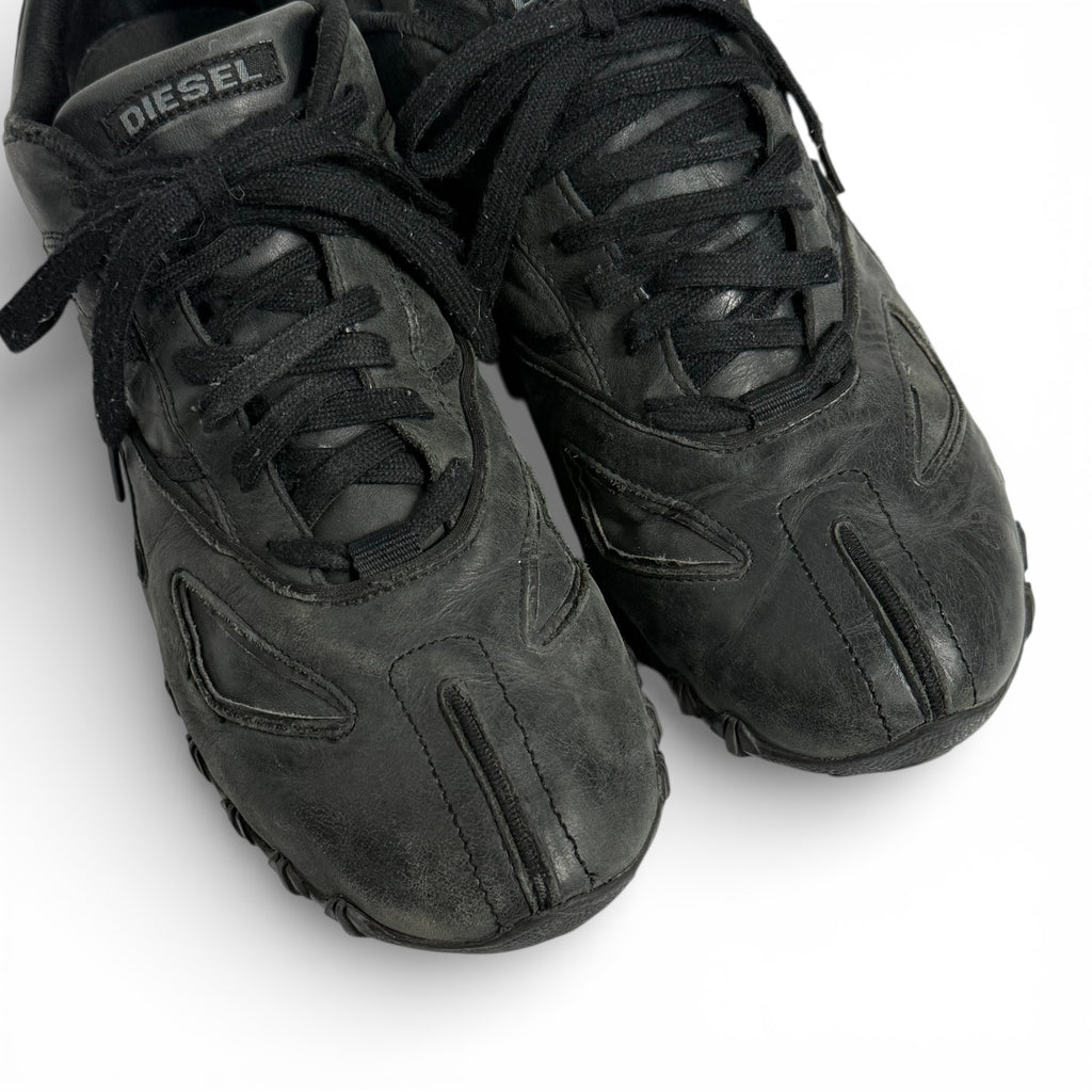 vintage diesel viking sneakers