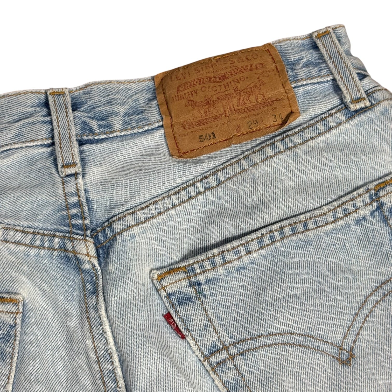 vintage 90s levi’s 501xx high waist button fly jeans