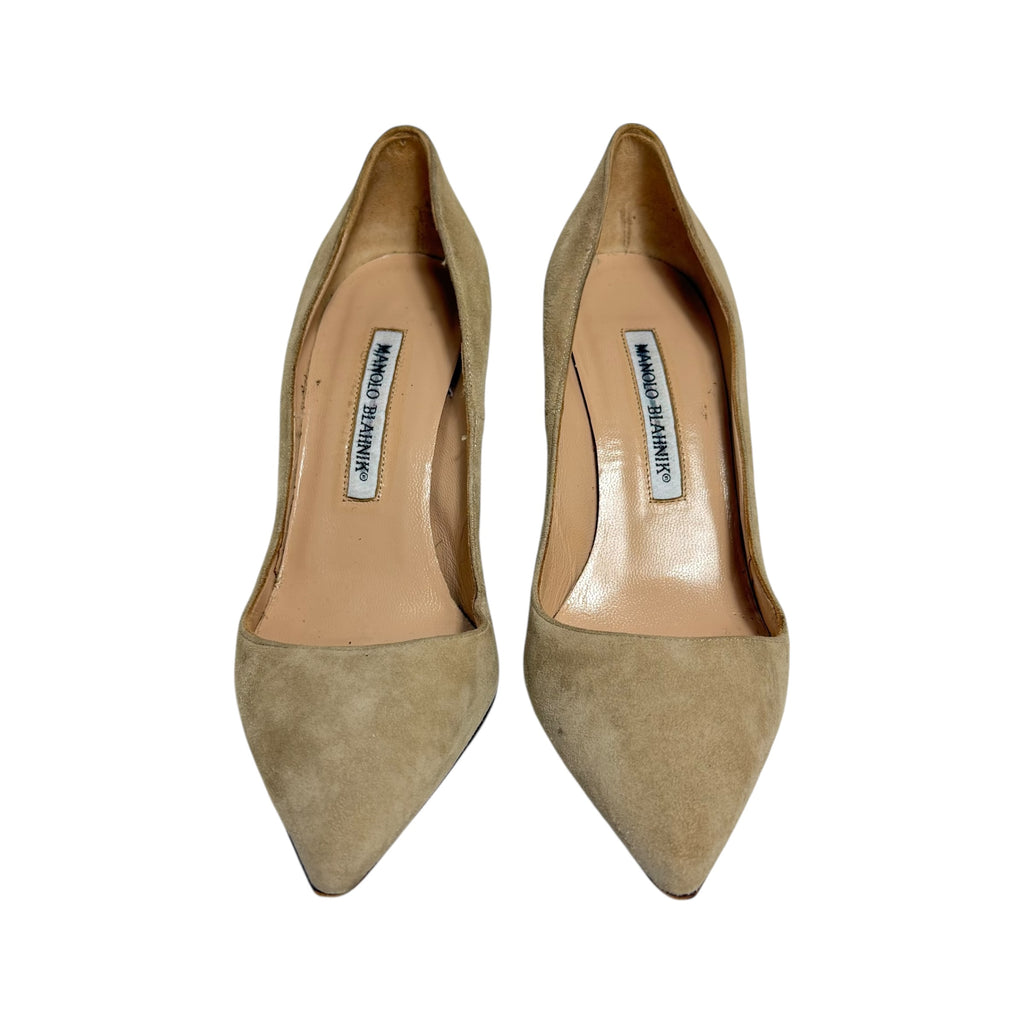 manolo blahnik suede beige pointed toe classic pumps
