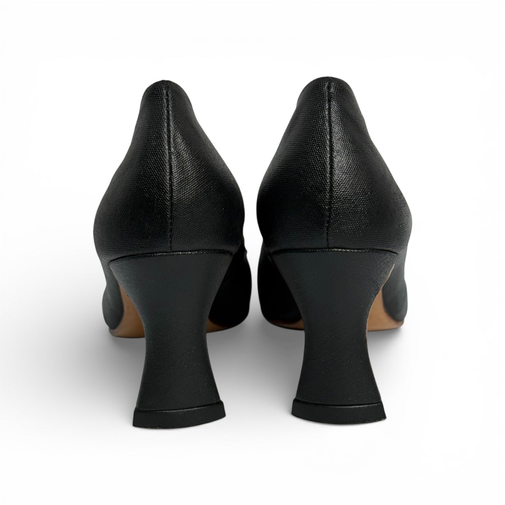 john fluevog desmond pumps